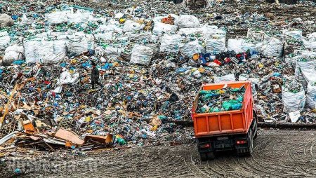 Неожиданно: Россия на треть увеличила ввоз пластикового мусора