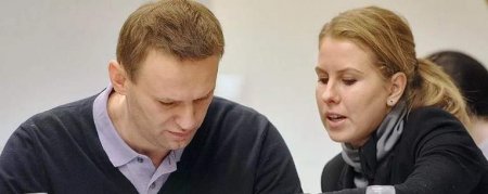 Навальный и Соболь с курортов глумятся над осуждённым Павлом Устиновым