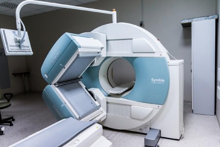 Наглый грабёж медиков: Врачи заставляют пациентов делать повторно МРТ ради «отката»
