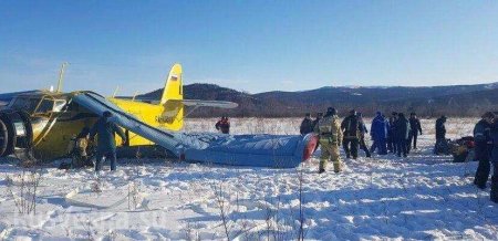 Рухнул на взлёте: Ан-2 совершил жёсткую посадку в Магадане (ФОТО)