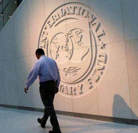 Украине не стоит надеяться на очередной транш от МВФ