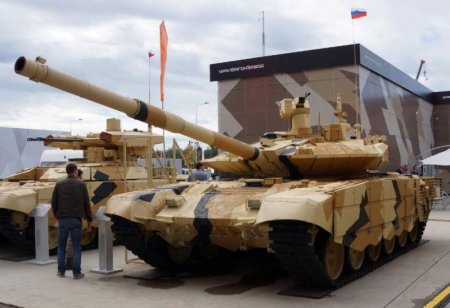 Российский танк Т-90МС покорил египтян