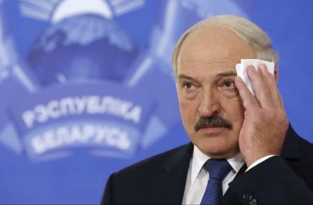 Посол Белоруссии в Словакии выступил против Лукашенко и МВД, поддержав протестующих (ВИДЕО)