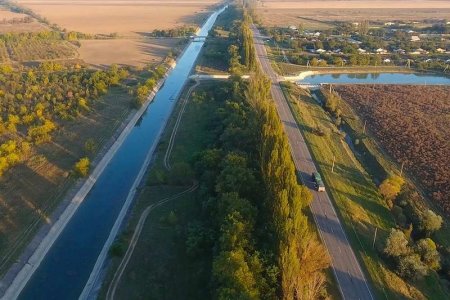 В Раде хотят законодательно запретить подачу воды в Крым | Русская весна