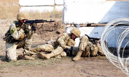Главком ВСУ просит США вывести украинские войска с участка фронта на Донбассе