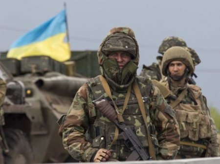 Украинский боевик передал привет продажной киевской верхушке (ВИДЕО)