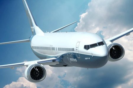 Российский Boeing 737 подал сигнал бедствия над Каспием