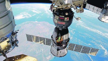 На МКС из-за нештатной ситуации отменён выход россиян в открытый космос