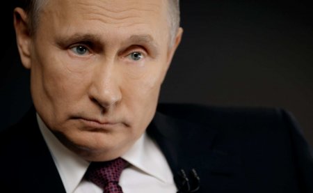 МОЛНИЯ: Происходящее — удар в спину и измена стране, — Путин (ВИДЕО)