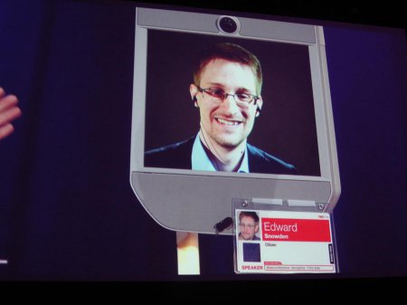 ​Сноуден ещё полгода назад предупреждал об утечке секретных данных из сервиса Dropbox