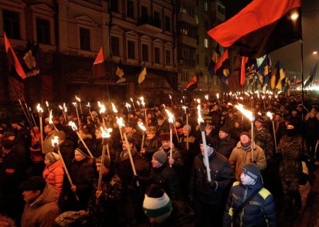 В Киеве задержан подозреваемый в нападении на российских журналистов во время неонацистской акции