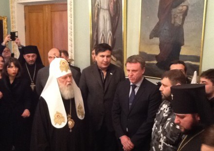 Филарет наградил церковной медалью грузинcких добровольцев, участвующих в А ...