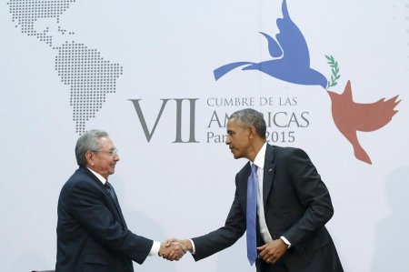 Лидеры США и Кубы провели переговоры впервые за 50 лет
