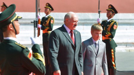 Лукашенко пошел на пятый срок