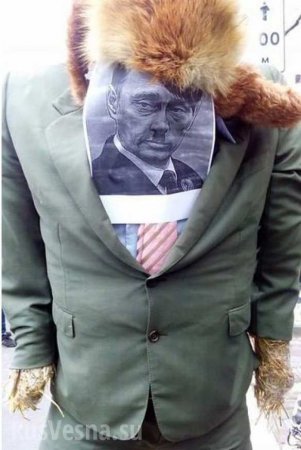 В Одессе митингующие в поддержку Савченко забросали консульство РФ яйцами и подрались с полицией (ФОТО, ВИДЕО)