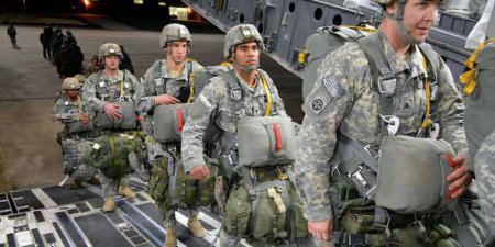 США перебросывают в Кувейт 2500 военнослужащих для участия в боевых действиях в Ираке и Сирии - Военный Обозреватель