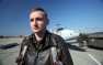 Украинцы встали на колени перед лётчиком-самоубийцей, подозреваемым в уничт ...
