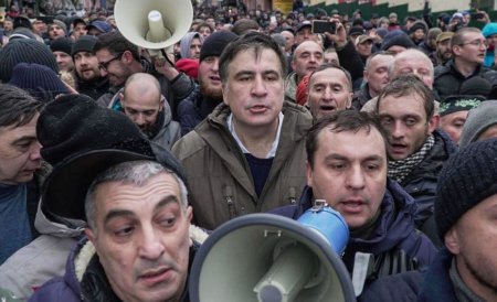 Саакашвили: очень переживаю за мир в Армении