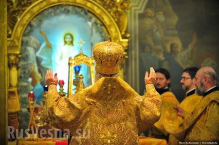 РПЦ за рубежом приостановила служение с константинопольскими иерархами